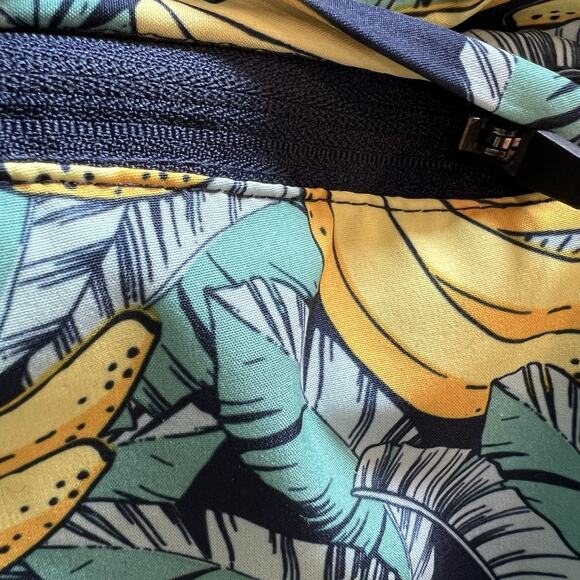 Banana Swim Trunks Men's Size XL Banana All Over Beach Pool Lined Inseam 7” - Picture 6 of 8